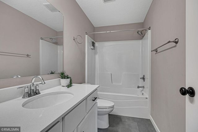 4719 6th Street NE, Saint Cloud, MN 56304