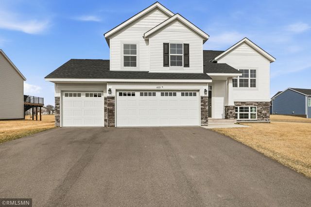 4719 6th Street NE, Saint Cloud, MN 56304