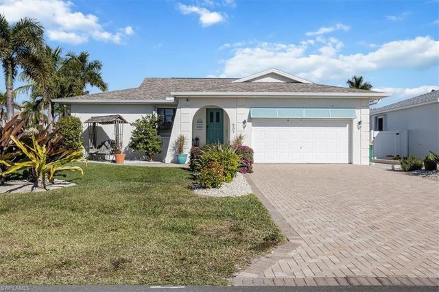 507 99th AVE N, Naples, FL 34108