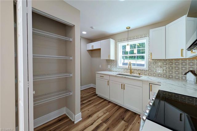 130 Roswell Drive, Kernersville, NC 27284