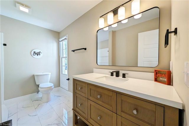 130 Roswell Drive, Kernersville, NC 27284