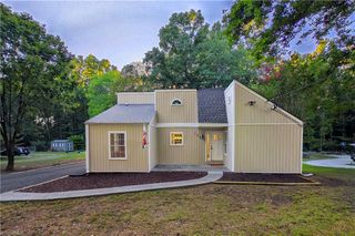 130 Roswell Drive, Kernersville, NC 27284