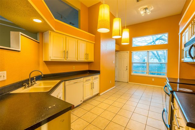 4103 Meadow Drive, Grapevine, TX 76051