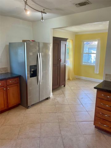 4106 Woodfin Street, Houston, TX 77025