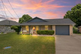 808 Keaton Road S, Sanger, TX 76266