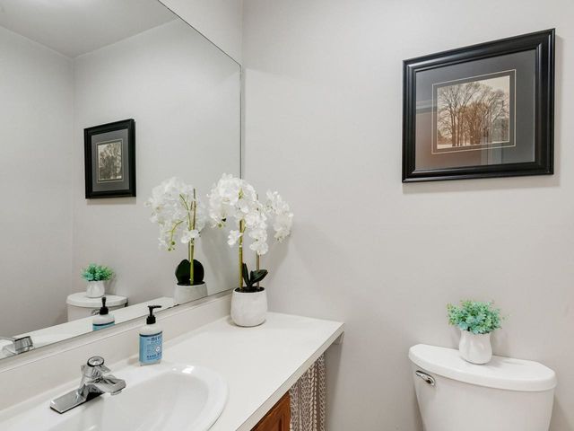 L13 Stonehedge Drive, South Burlington, VT 05403