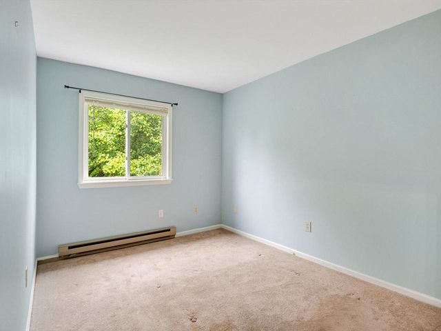 L13 Stonehedge Drive, South Burlington, VT 05403