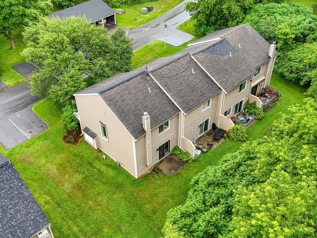 L13 Stonehedge Drive, South Burlington, VT 05403