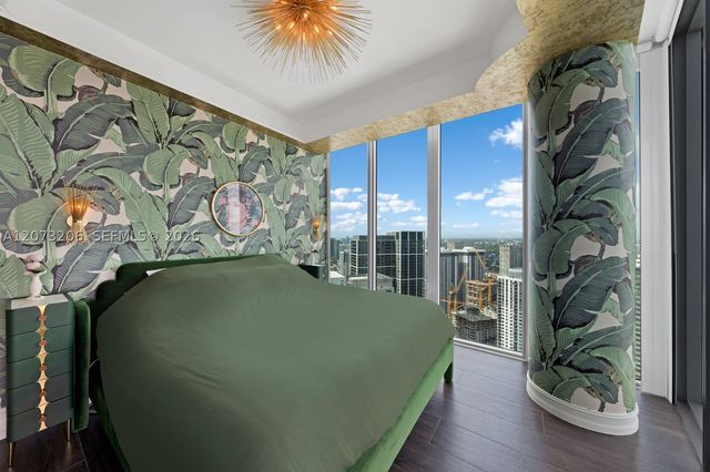 888 Biscayne Blvd 5701, Miami, FL 33132