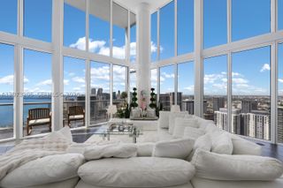 888 Biscayne Blvd 5701, Miami, FL 33132