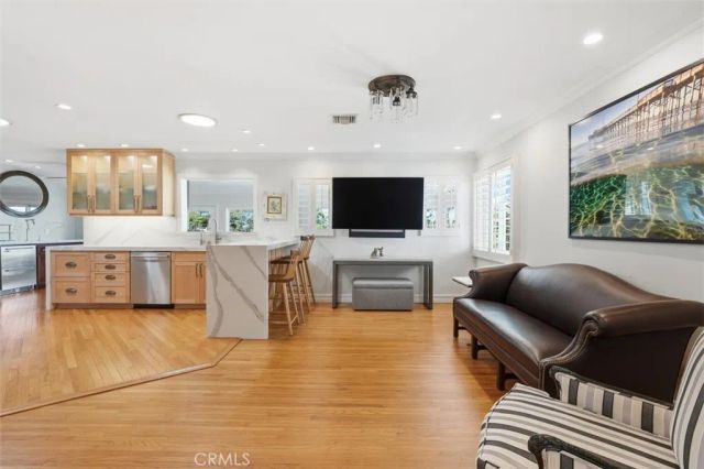 255 Ocean View, Newport Beach, CA 92663