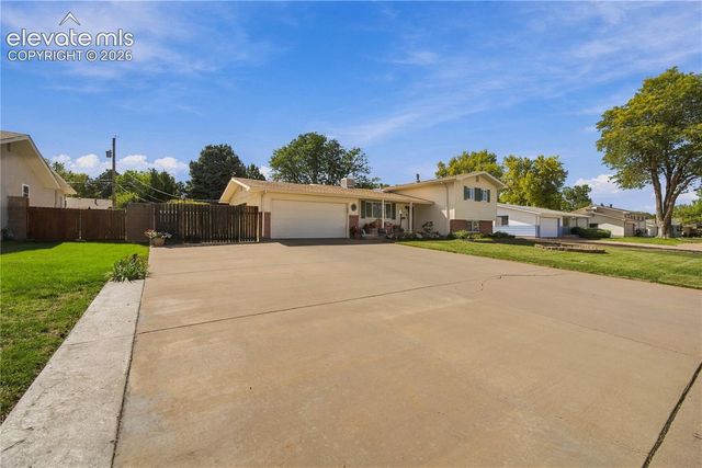 82 Amherst Avenue, Pueblo, CO 81005