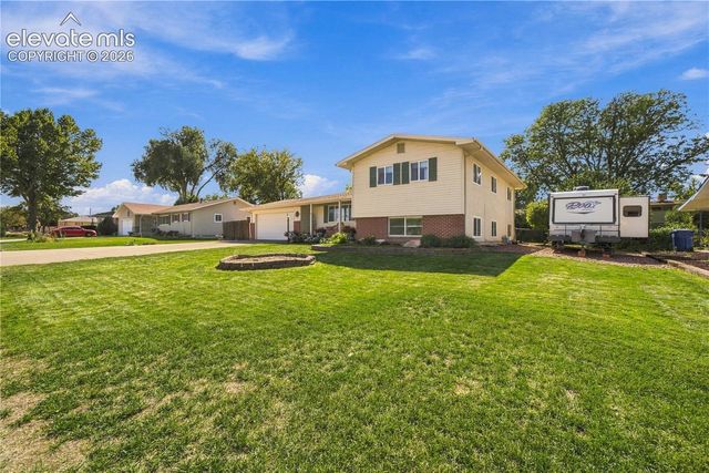 82 Amherst Avenue, Pueblo, CO 81005