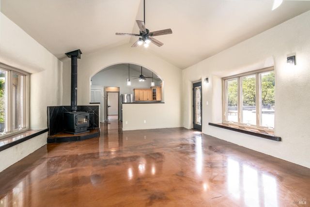 5510-5500 Parducci Rd, Ukiah, CA 95482