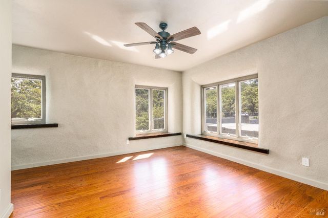 5510-5500 Parducci Rd, Ukiah, CA 95482