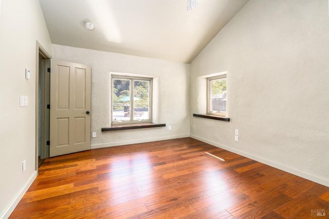 5510-5500 Parducci Rd, Ukiah, CA 95482