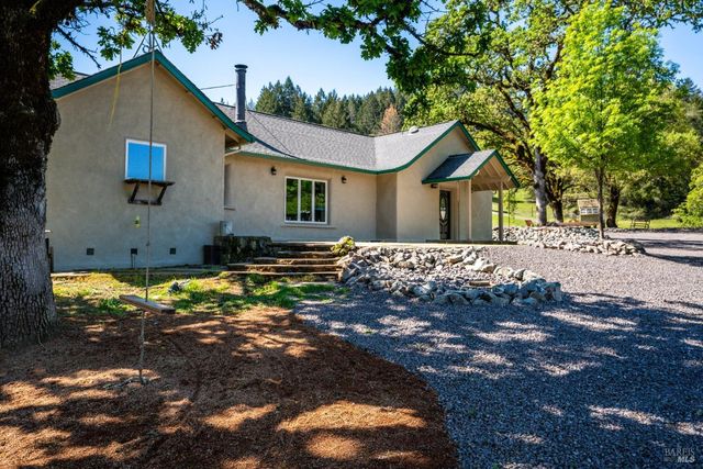 5510-5500 Parducci Rd, Ukiah, CA 95482