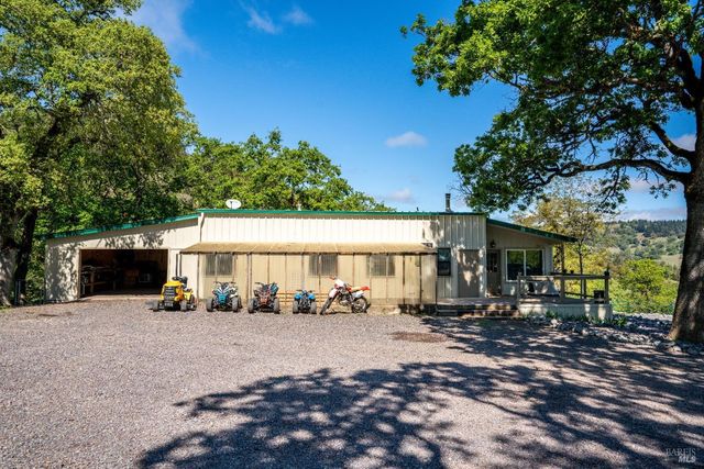 5510-5500 Parducci Rd, Ukiah, CA 95482