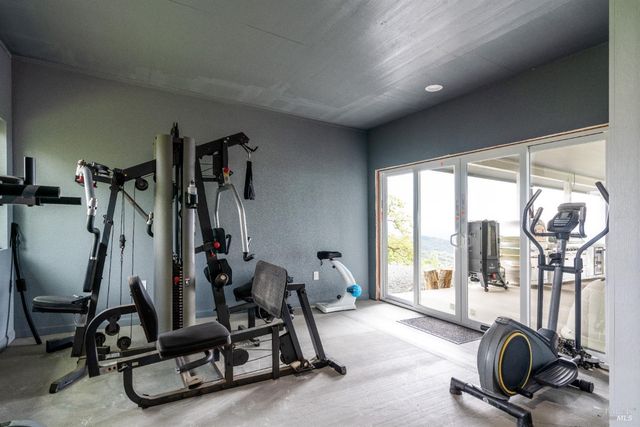 5510-5500 Parducci Rd, Ukiah, CA 95482