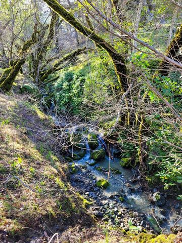 5510-5500 Parducci Rd, Ukiah, CA 95482