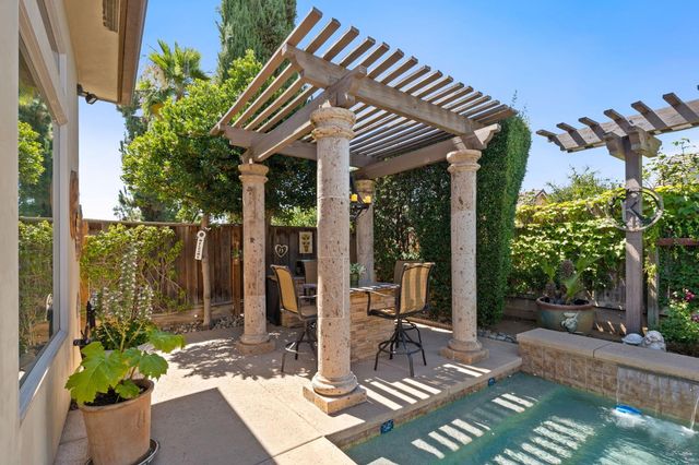 1823 Decatur Avenue, Clovis, CA 93611