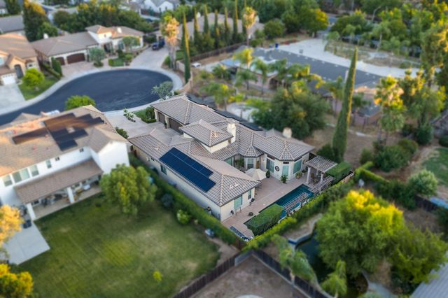 1823 Decatur Avenue, Clovis, CA 93611