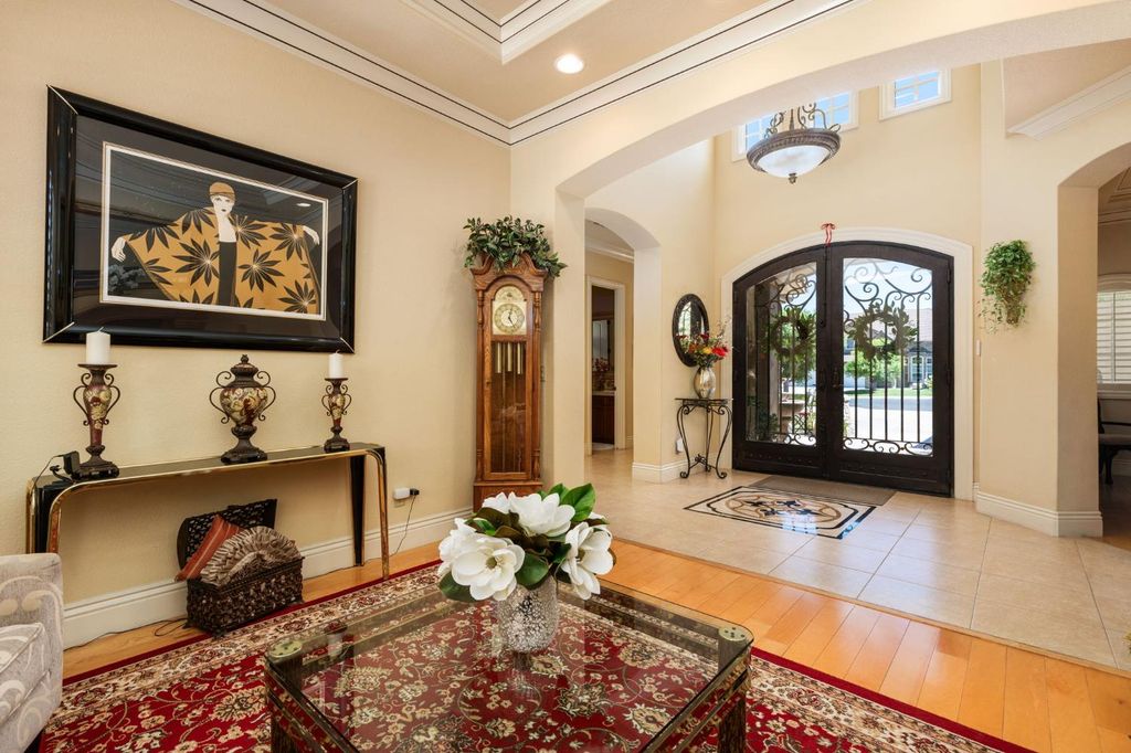 Image 14 of property listing at 1823 Decatur Avenue, Clovis, CA 93611
