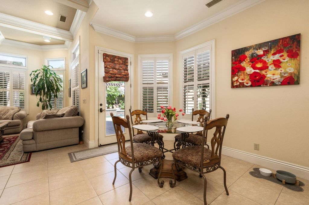 Image 26 of property listing at 1823 Decatur Avenue, Clovis, CA 93611
