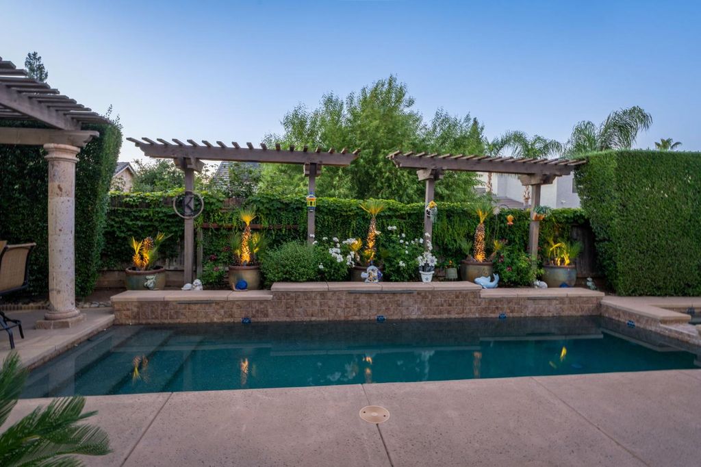 Image 47 of property listing at 1823 Decatur Avenue, Clovis, CA 93611