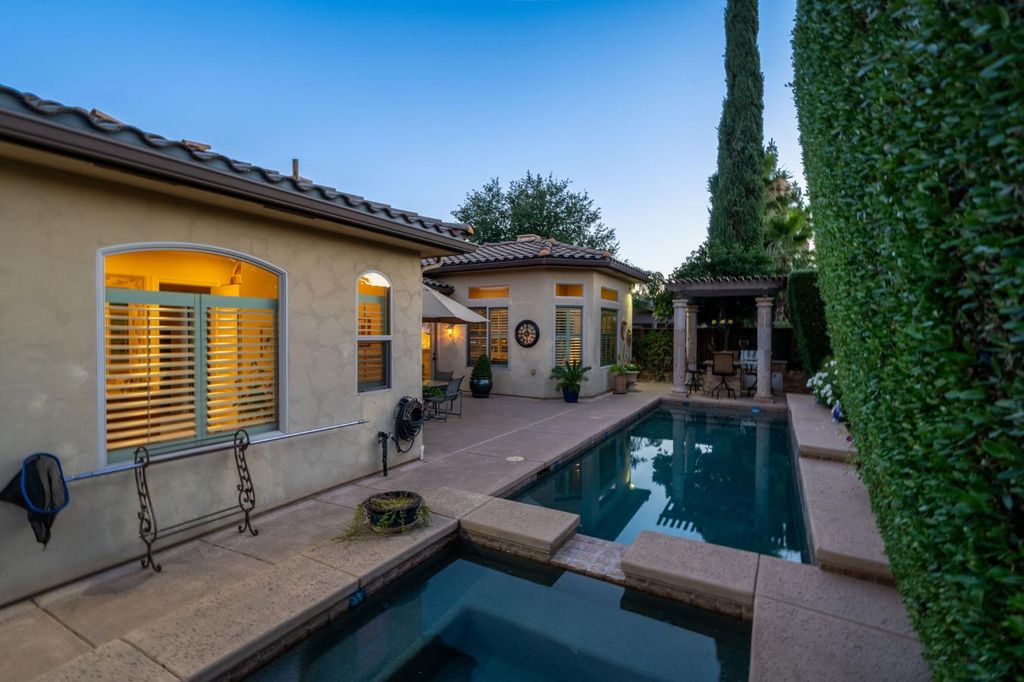Image 52 of property listing at 1823 Decatur Avenue, Clovis, CA 93611