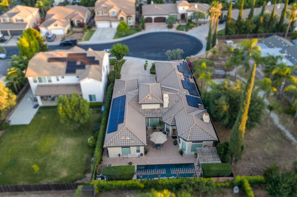 Image 66 of property listing at 1823 Decatur Avenue, Clovis, CA 93611