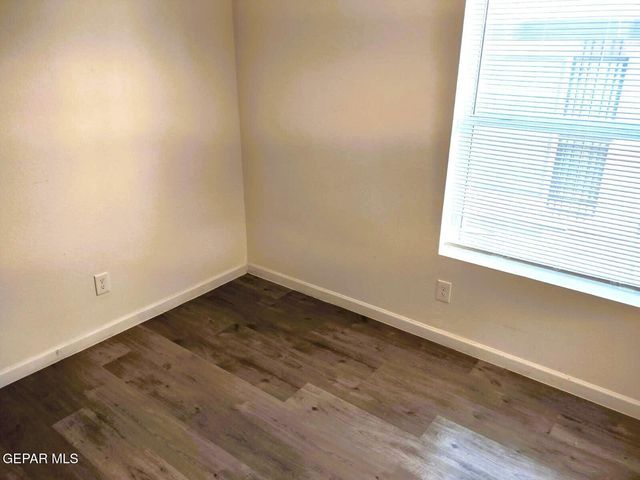 1964 Murchison Drive 2E, El Paso, TX 79902