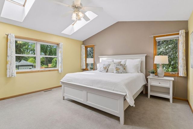 1131 Davern Street, Saint Paul, MN 55116