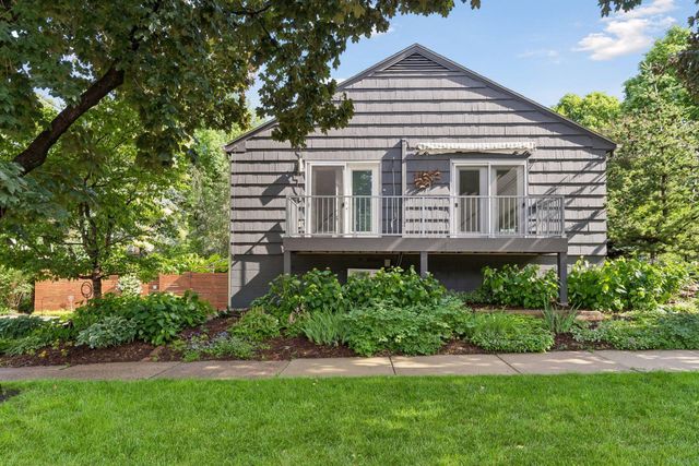 1131 Davern Street, Saint Paul, MN 55116