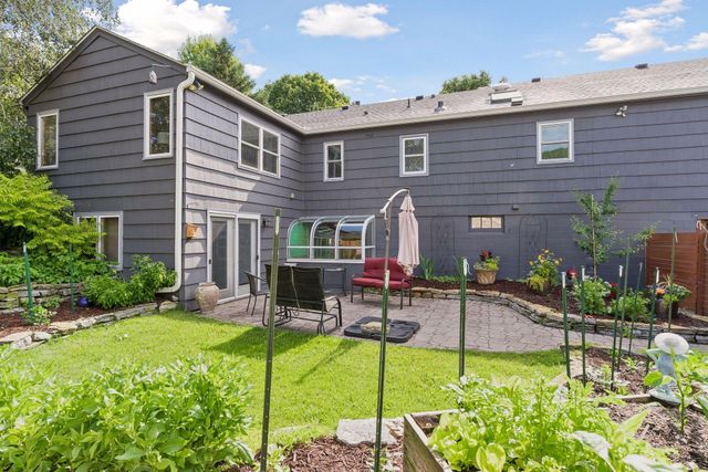 1131 Davern Street, Saint Paul, MN 55116