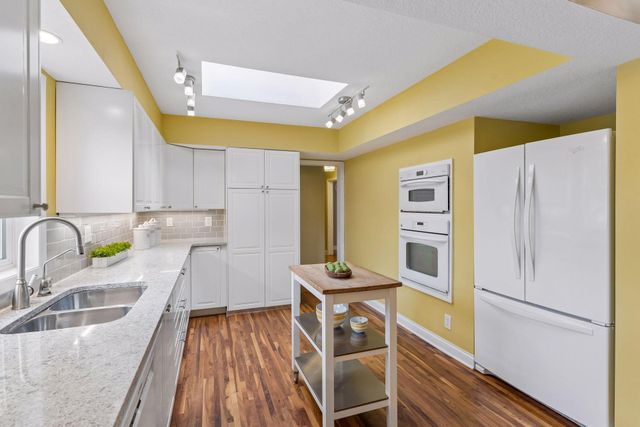 1131 Davern Street, Saint Paul, MN 55116