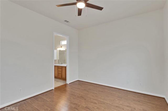 10438 Lakeshore, Apple Valley, CA 92308