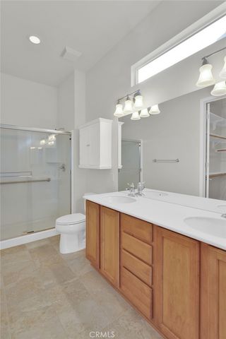 10438 Lakeshore, Apple Valley, CA 92308