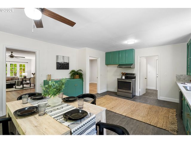 4300 Ne LOMBARD St, Portland, OR 97218