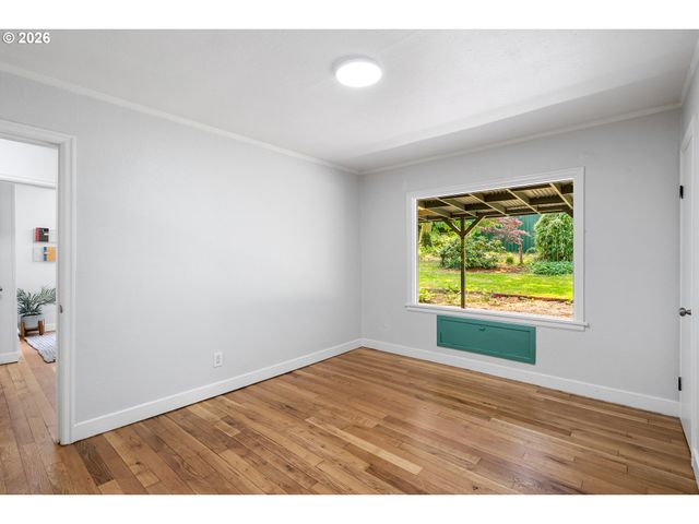 4300 Ne LOMBARD St, Portland, OR 97218
