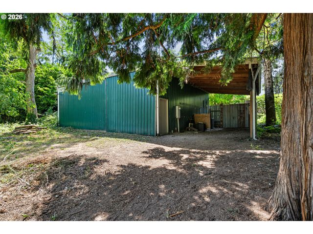 4300 Ne LOMBARD St, Portland, OR 97218