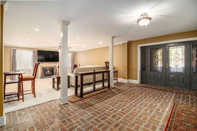 112 Hillcrest Road, West Point, GA 31833