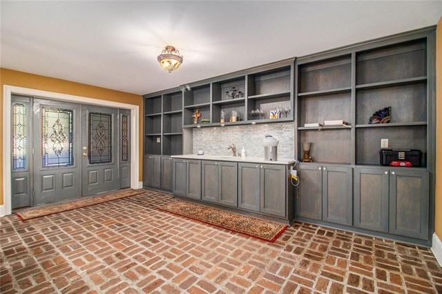 112 Hillcrest Road, West Point, GA 31833