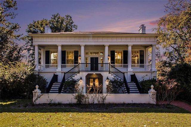 112 Hillcrest Road, West Point, GA 31833