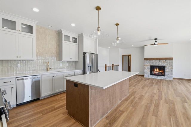 264 KERRIGAN DRIVE, Wrightstown, WI 54180