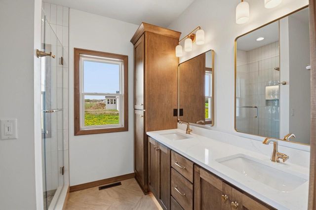 264 KERRIGAN DRIVE, Wrightstown, WI 54180