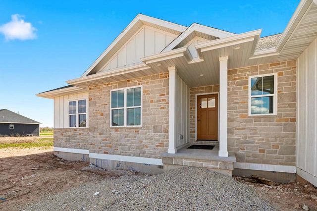 264 KERRIGAN DRIVE, Wrightstown, WI 54180