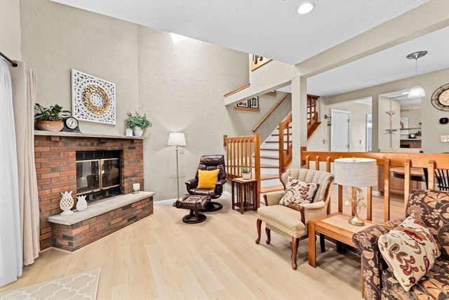 1012 Pleasant St 31, Weymouth, MA 02189