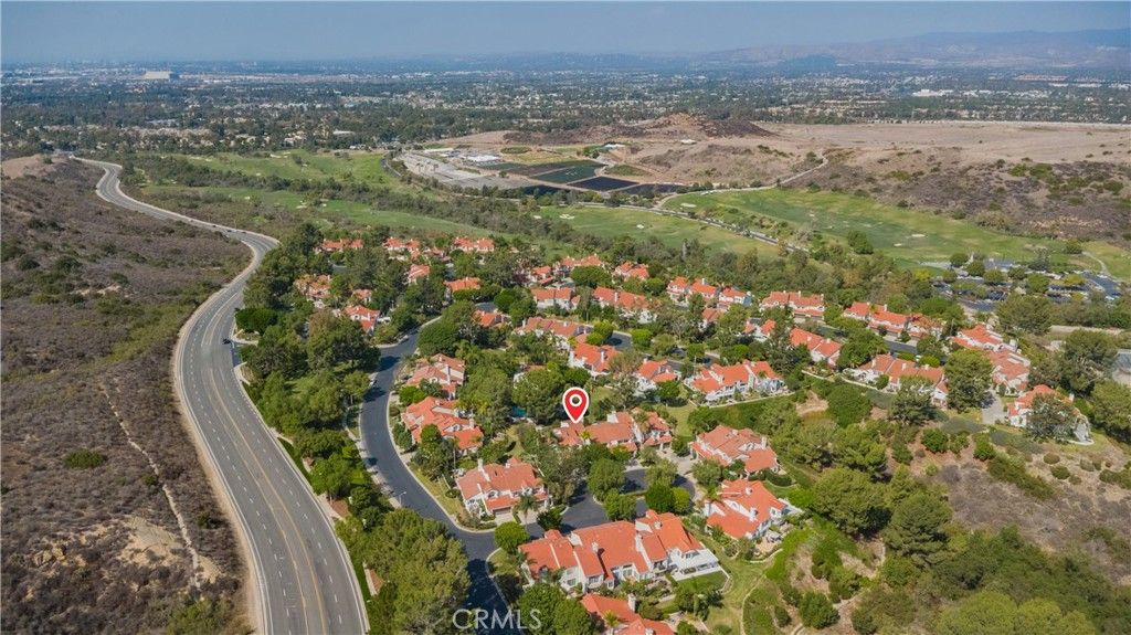 7 Del Rey 10, Irvine, CA 92612 — photo 2