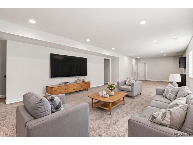 22669 E Tufts Pl, Aurora, CO 80015
